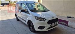 فورد تورینو کورییر